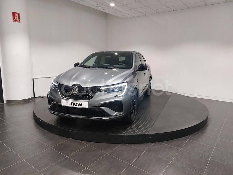 Gris / plata Usado 2024 Renault Arkana Esprit Alpine SUV | 34.068 € - Imagen 1/4