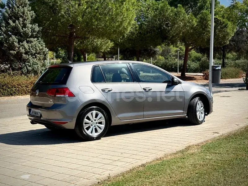 Usado VW Golf VII Advance 125 CV (91 kW) 2016 Beige Berlina