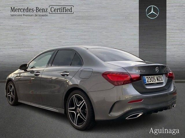 Usado Mercedes A180 136 CV (100 kW) 2025 Gris montaña