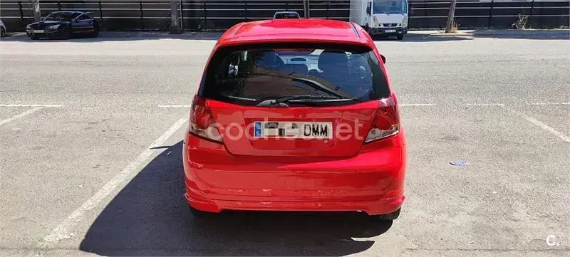 Usado Chevrolet Kalos Sport 94 CV (69 kW) 2005 Rojo Berlina