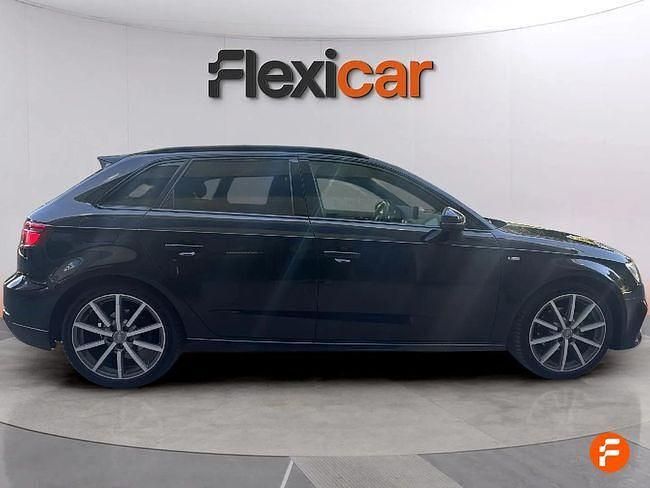 Usado Audi A3 150 CV (110 kW) 2019 Negro Berlina