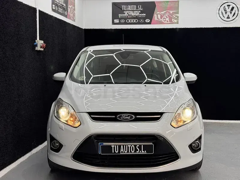 Usado Ford C-MAX Titanium 115 CV (84 kW) 2013 Blanco Monovolumen