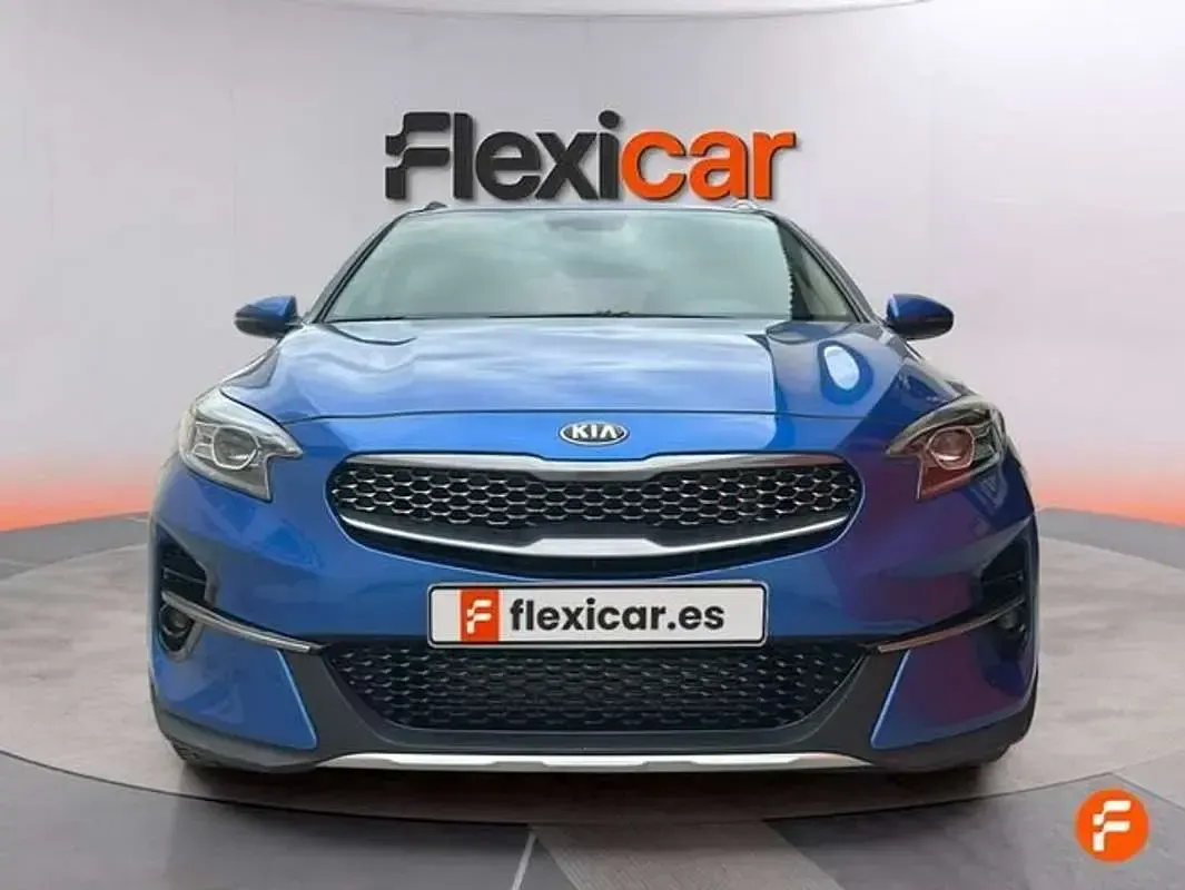 Usado Kia XCeed 120 CV (88 kW) 2019 Azul SUV