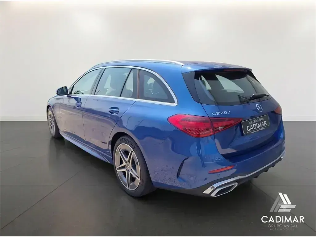 Nuevo Mercedes C220 200 CV (147 kW) 2025 Azul Familiar