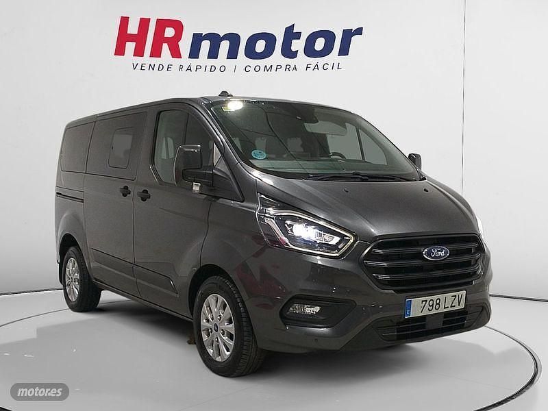 Gris Usado 2022 Ford Tourneo Trend Van | 19.990 € (Super precio) - Imagen 1/4