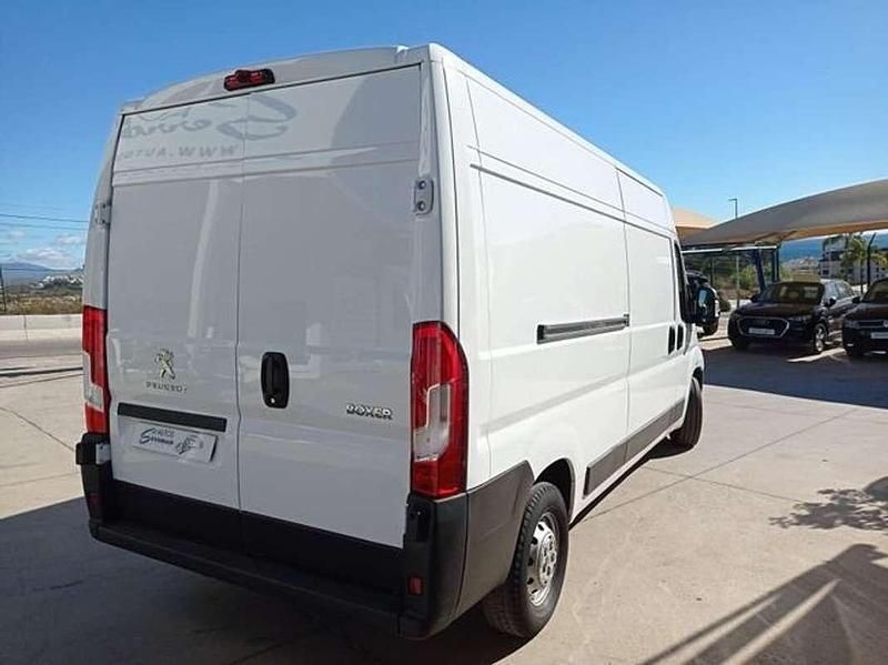 Usado Peugeot Boxer 130 CV (95 kW) 2018 Blanco Van
