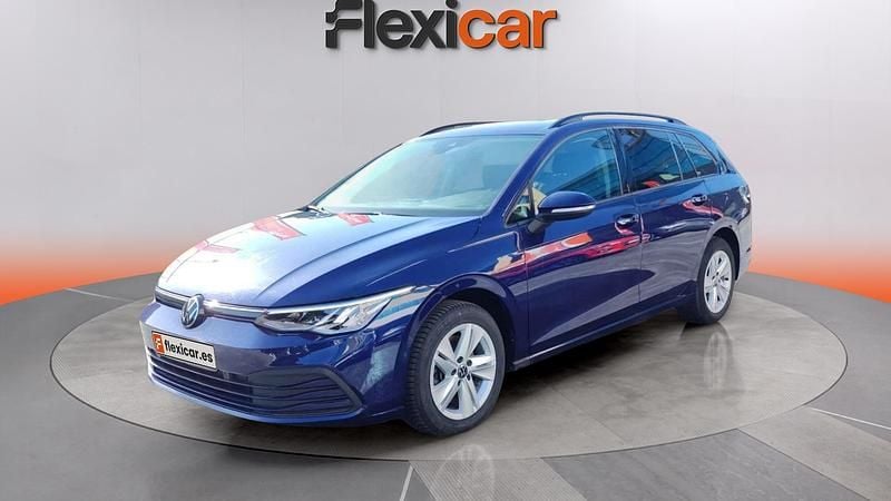 Usado VW Golf VIII 116 CV (85 kW) 2021 Azul Familiar