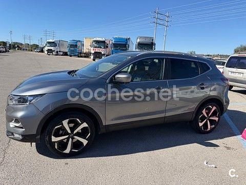 Usado Nissan Qashqai N-Connecta 115 CV (84 kW) 2020 Gris / plata SUV