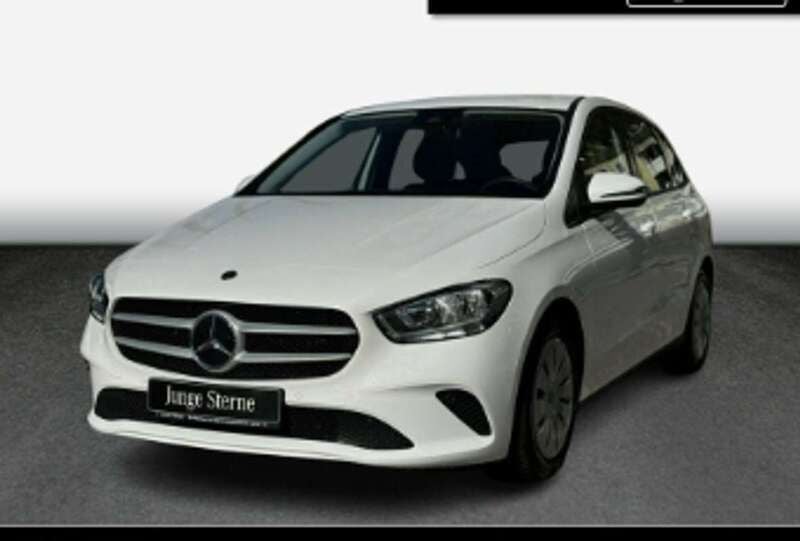 Blanco Usado 2021 Mercedes B180 Monovolumen | 29.100 € (Un poco caro) - Imagen 1/4