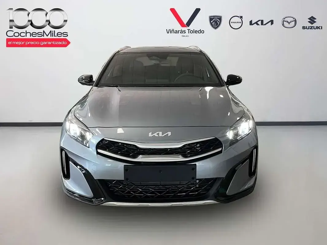 Nuevo Kia XCeed Style 116 CV (85 kW) 2026 Plateado SUV
