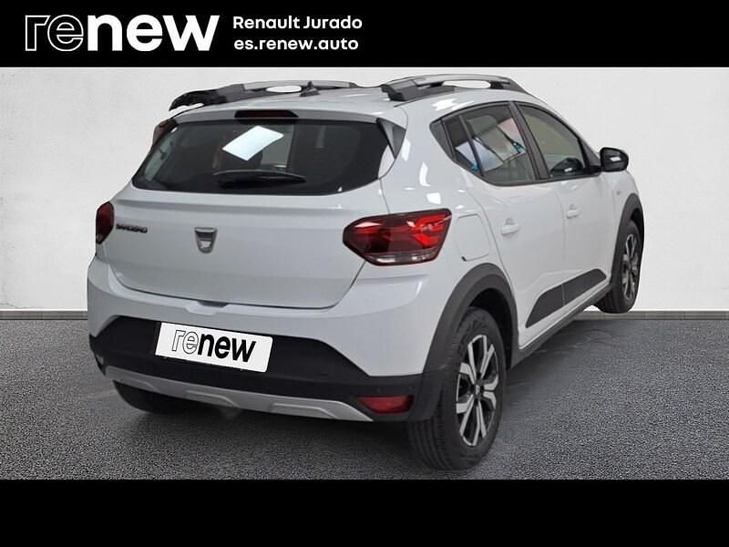 Usado Dacia Sandero Comfort 91 CV (66 kW) 2022 Blanco Berlina