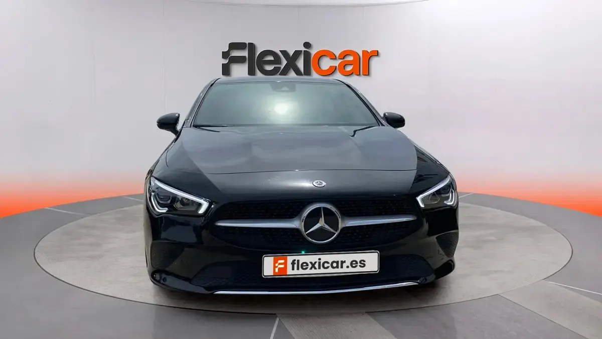Usado Mercedes CLA180 Shooting Brake 136 CV (100 kW) 2022 Negro Familiar