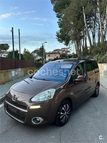 Marrón Usado 2014 Peugeot Partner Tepee Active Monovolumen | 7990 € (Buen precio) - Imagen 1/4