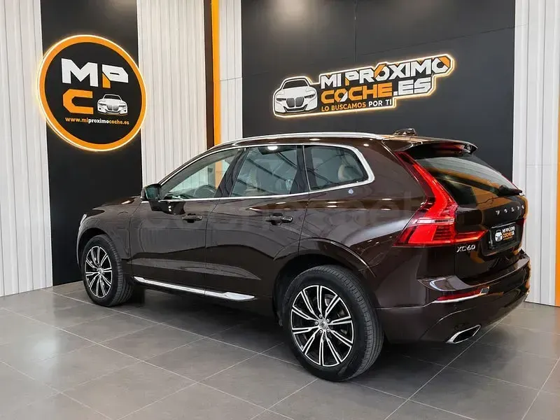 Usado Volvo XC60 Inscription 390 CV (286 kW) 2018 Marrón SUV