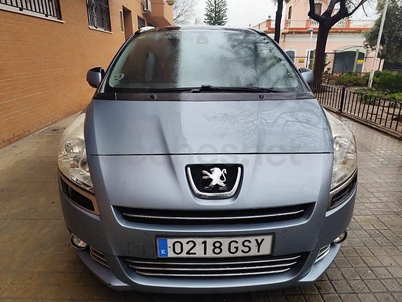 Usado Peugeot 5008 Sport 112 CV (82 kW) 2011 Azul Monovolumen
