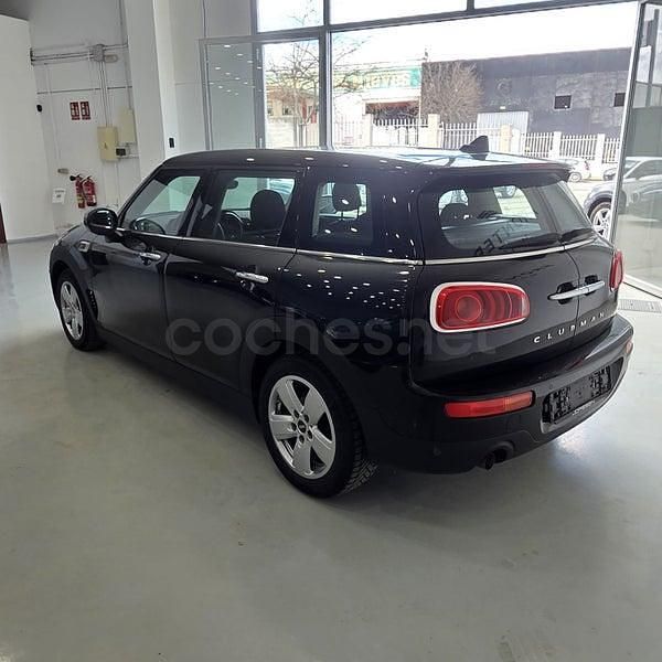 Usado Mini One D Clubman 116 CV (85 kW) 2020 Negro Familiar