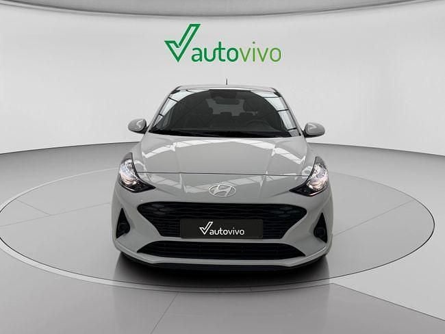 Usado Hyundai i10 63 CV (46 kW) 2025 Blanco Utilitario