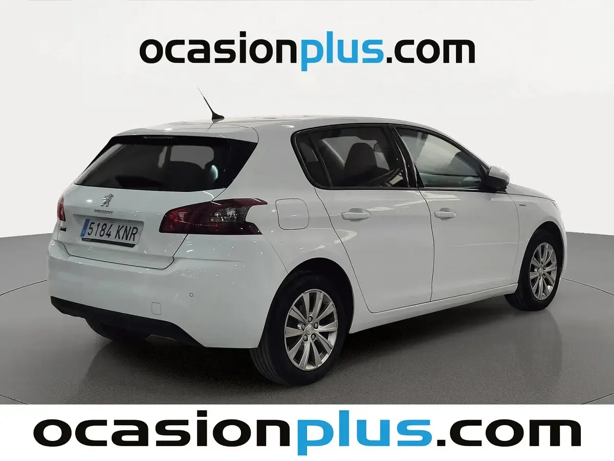 Usado Peugeot 308 Style 100 CV (73 kW) 2018 Blanco Utilitario
