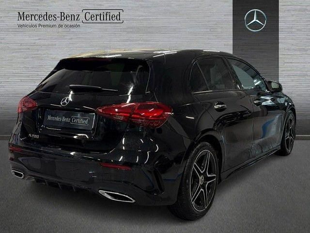 Usado Mercedes A200 163 CV (119 kW) 2025 Negro noche