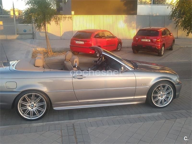 Usado BMW 325 192 CV (141 kW) 2002 Gris / plata Descapotable