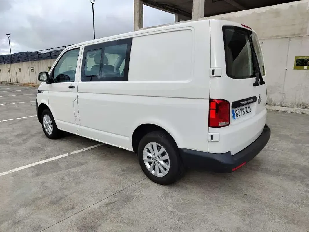 Usado VW Transporter 110 CV (80 kW) 2023 Blanco Van