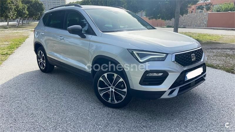 Usado Seat Ateca Style 150 CV (110 kW) 2022 Gris / plata SUV