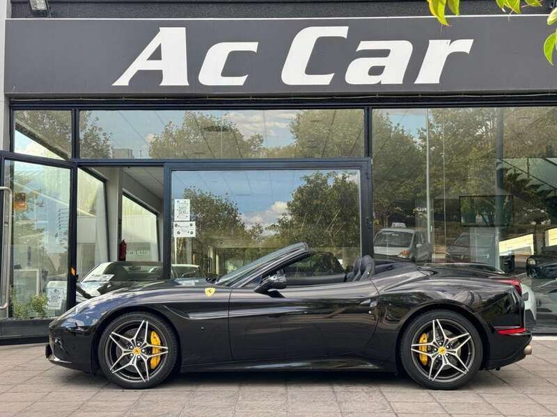 Negro Usado 2014 Ferrari 412 Coupe | 135.900 € - Imagen 1/4