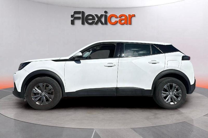 Usado Peugeot 2008 Active 110 CV (80 kW) 2020 Blanco SUV