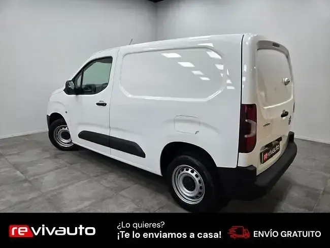 Usado Opel Combo 101 CV (74 kW) 2022 Blanco Monovolumen