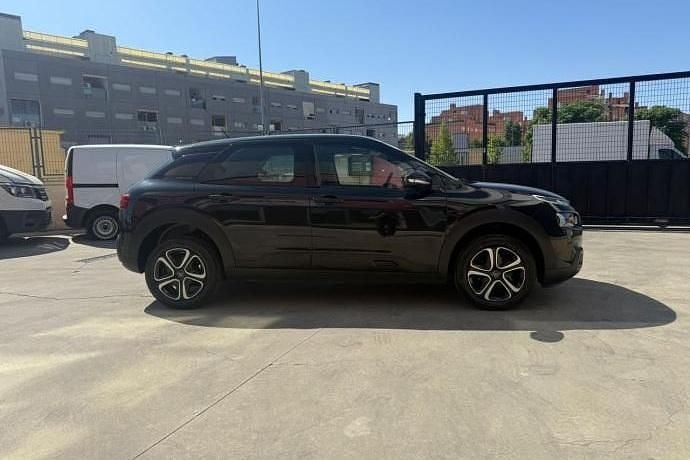 Usado Citroën C4 Cactus Feel 103 CV (75 kW) 2020 Negro Utilitario