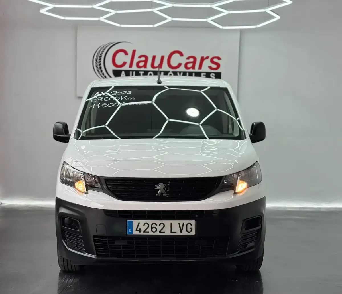 Usado Peugeot Partner Premium 100 CV (73 kW) 2022 Blanco Monovolumen