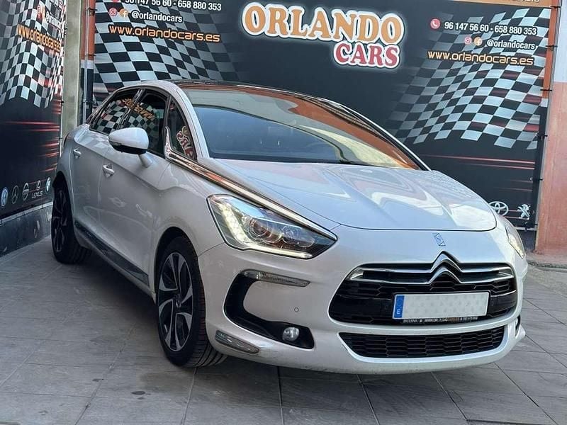 Usado Citroën DS5 Style 163 CV (119 kW) 2014 Blanco Utilitario