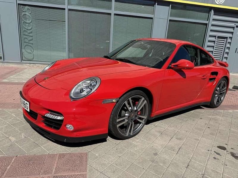 Usado Porsche 911 Turbo 500 CV (367 kW) 2011 Rojo Coupe