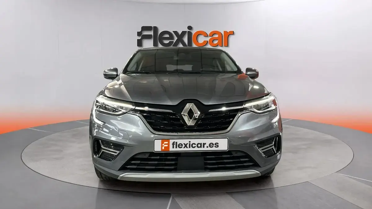Usado Renault Arkana Evolution 140 CV (102 kW) 2023 Gris SUV