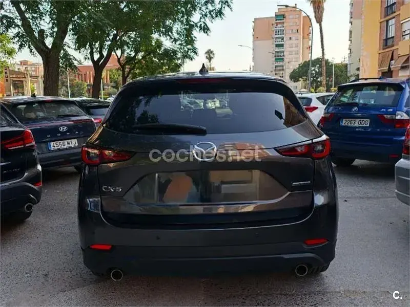 Usado Mazda CX-5 165 CV (121 kW) 2022 Gris / plata SUV