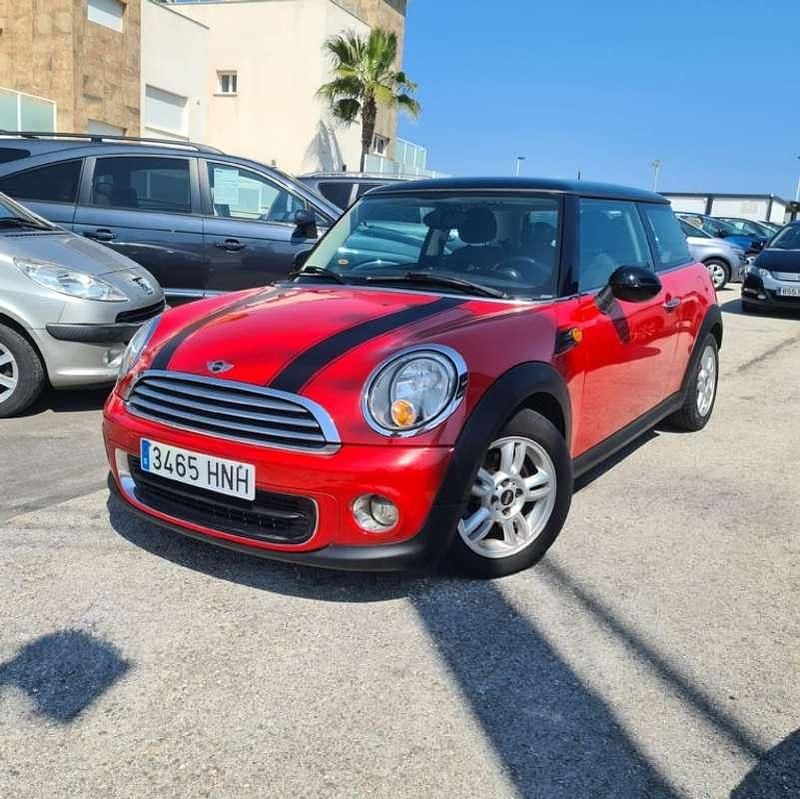 Usado Mini ONE 75 CV (55 kW) 2012 Rojo Utilitario