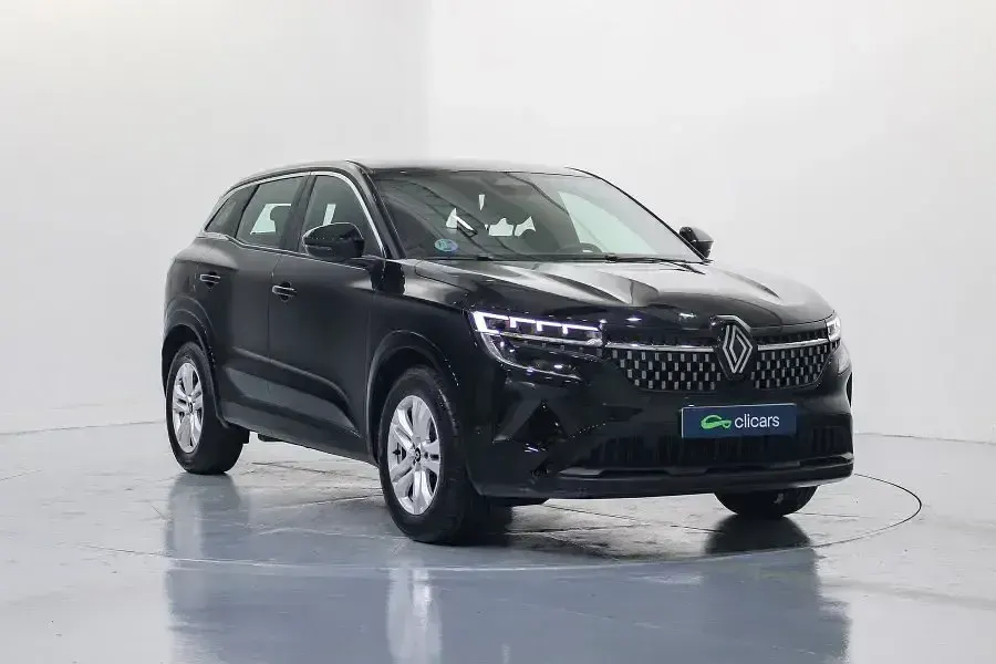 Käytetty Renault Austral Evolution 140 HP (102 kW) 2024 Musta Katumaasturi