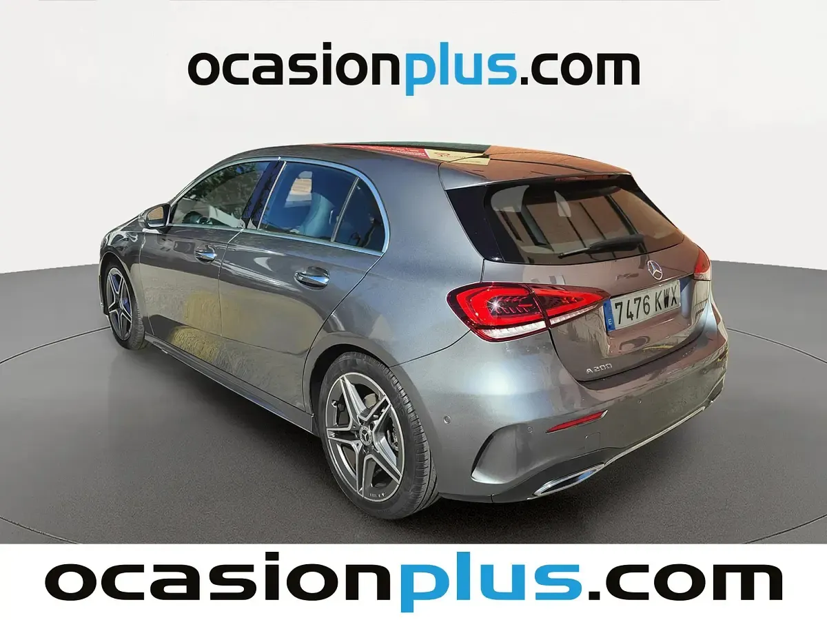 Usado Mercedes A200 AMG 163 CV (119 kW) 2019 Gris Utilitario
