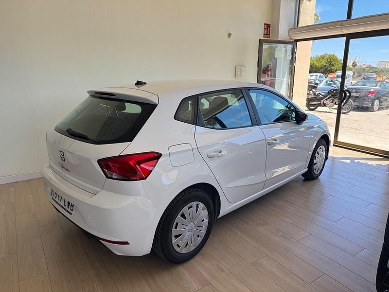 Usado Seat Ibiza Reference 80 CV (58 kW) 2022 Blanco Utilitario