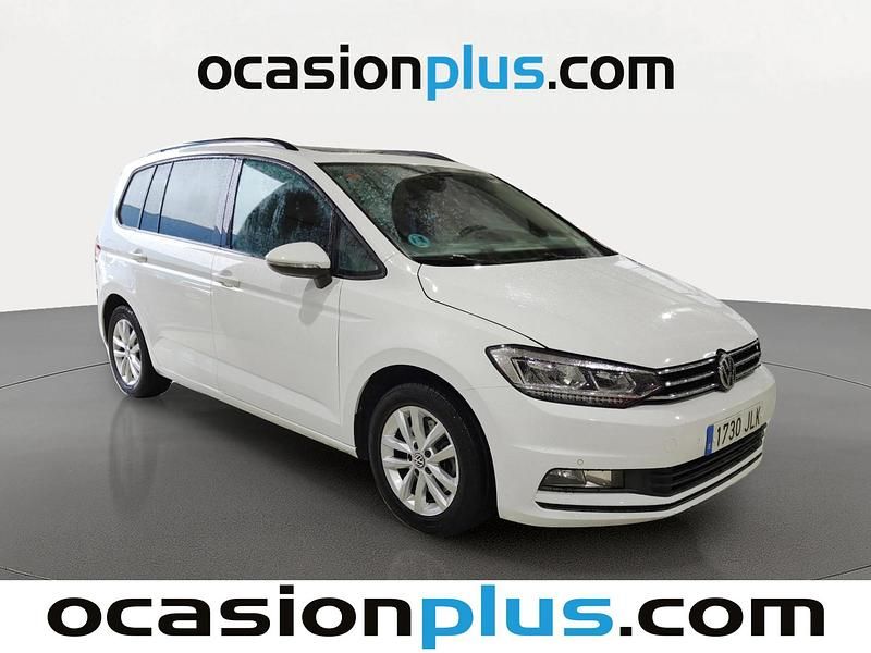 Usado VW Touran Advance 150 CV (110 kW) 2016 Blanco Monovolumen