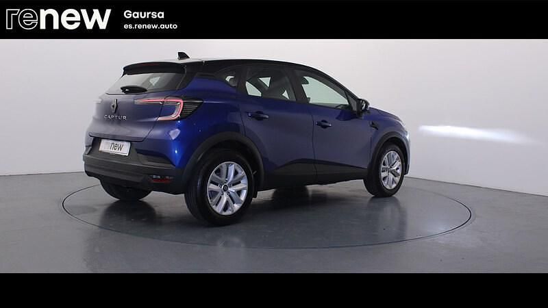 Käytetty Renault Captur Evolution 100 HP (73 kW) 2025 Sininen Katumaasturi