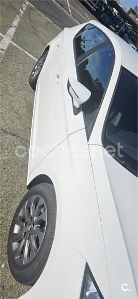 Usado Seat Leon Ecomotive 110 CV (80 kW) 2015 Blanco Berlina