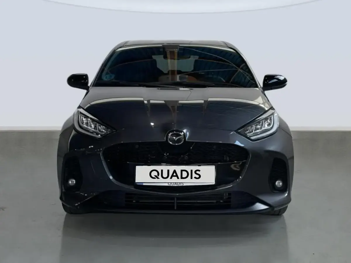 Usado Mazda 2 Homura-Line 116 CV (85 kW) 2024 Gris Utilitario