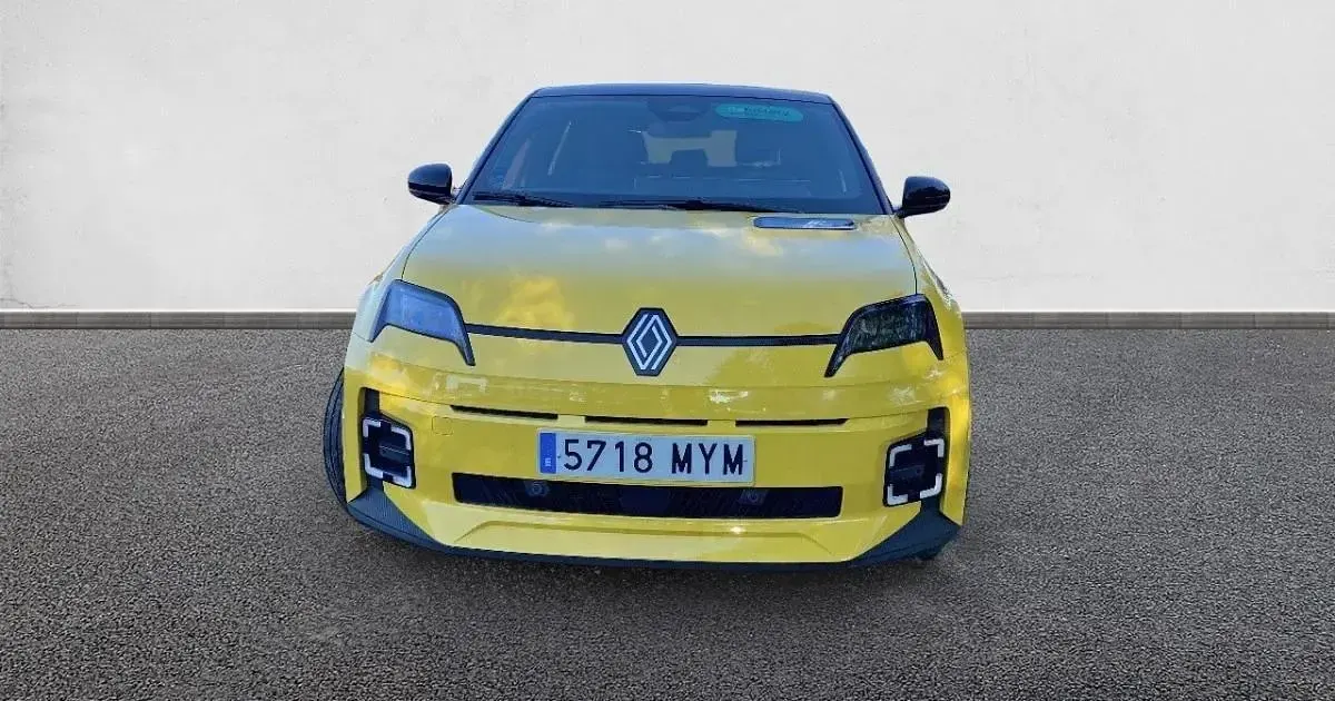 Usado Renault 5 E-Tech Techno 110 kW (150 CV) 2025