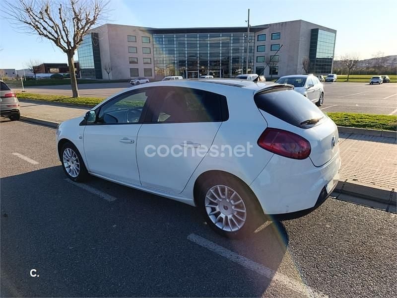 Usado Fiat Bravo Active 90 CV (66 kW) 2008 Blanco Utilitario