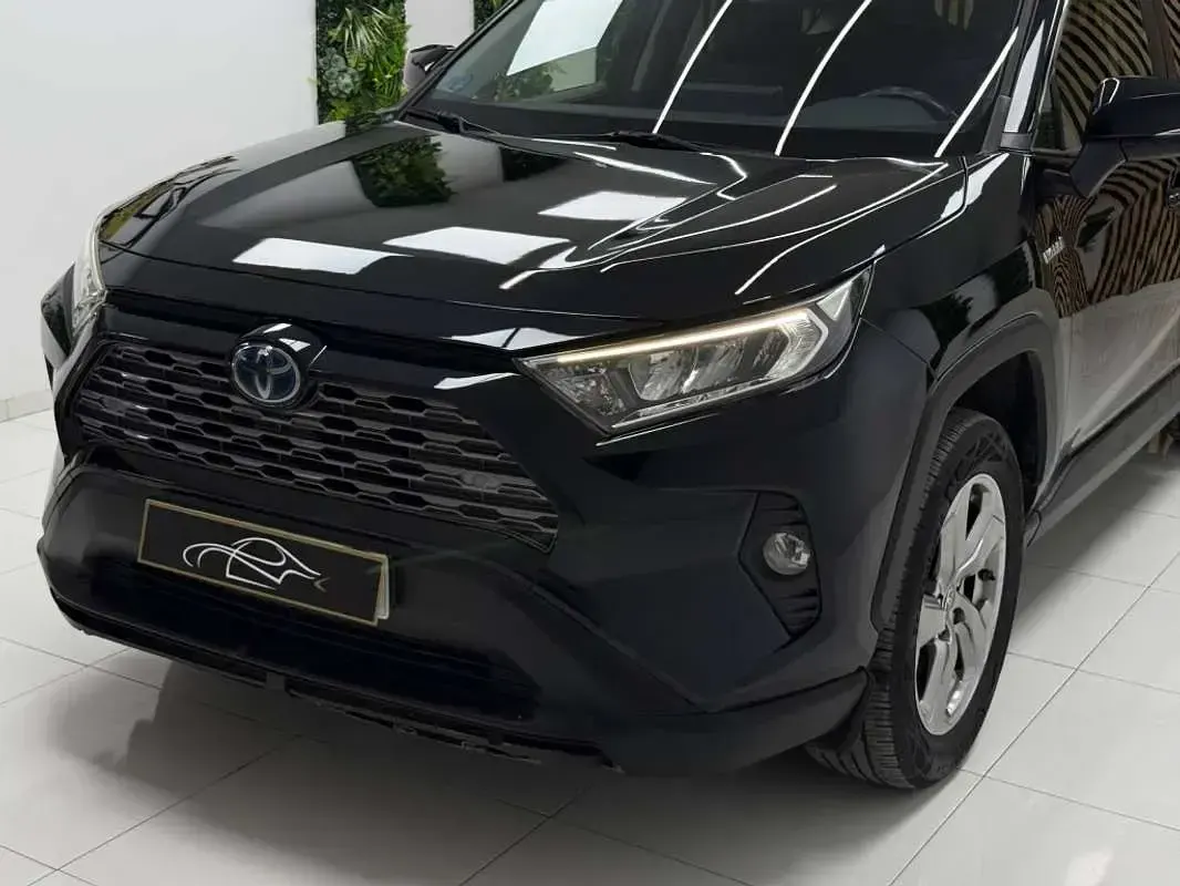 Usado Toyota RAV4 Hybrid Advance 218 CV (160 kW) 2021 Negro SUV