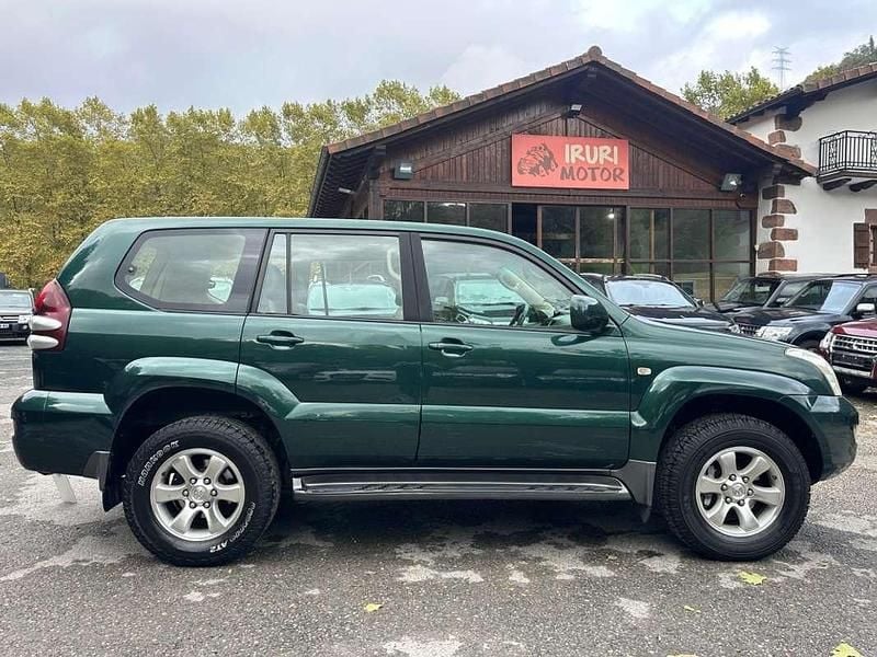 Verde Usado 2007 Toyota Land Cruiser SUV | 28.999 € (Un poco caro) - Imagen 1/4