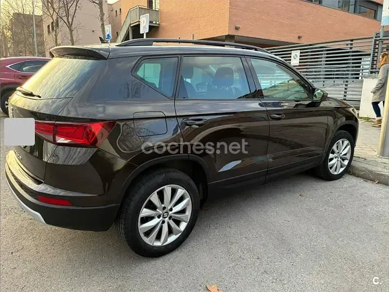 Usado Seat Ateca Style 115 CV (84 kW) 2018 Marrón SUV