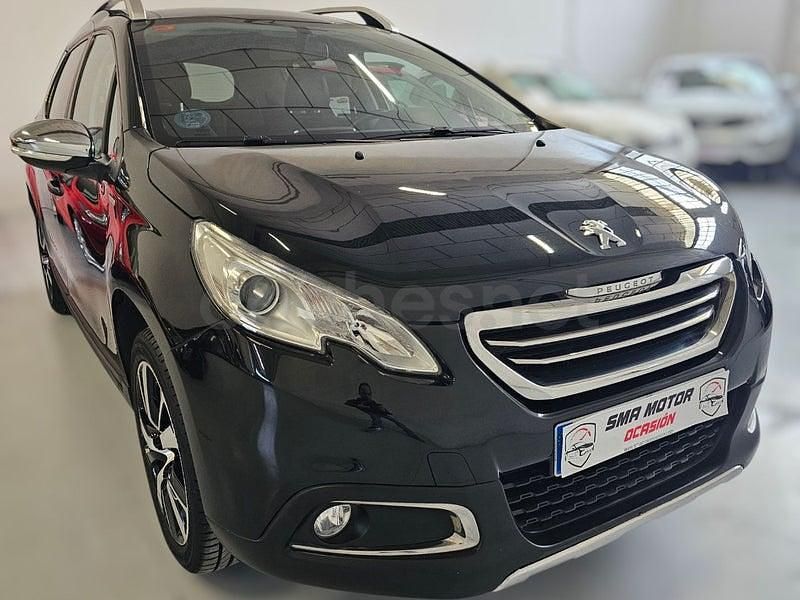 Usado Peugeot 2008 Style 110 CV (80 kW) 2016 Negro SUV