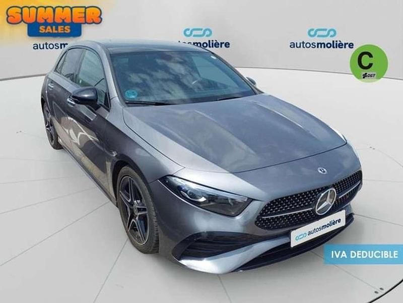 Gris Usado 2023 Mercedes A210 Utilitario | 28.990 € - Imagen 1/4